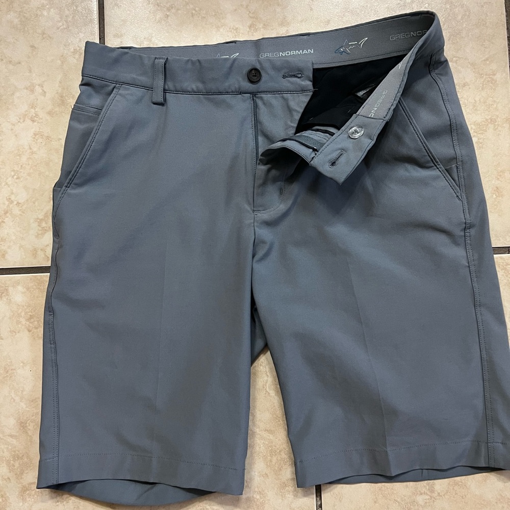 Men’s Greg Norman Microlux golf shorts